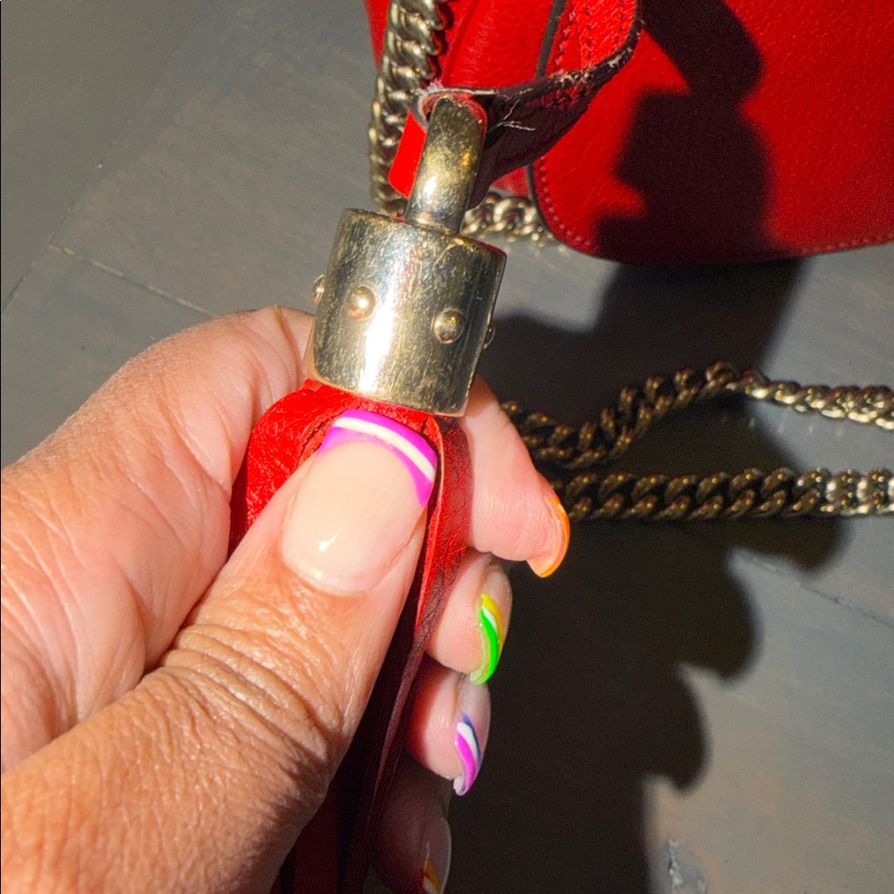 Gucci Scarlet Leather OTS Bag with Gold Chain - Picture 11 of 17